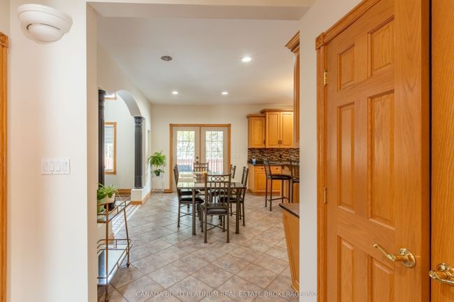 150 Seymour Cres, House other with 7 bedrooms, 4 bathrooms and 4 parking in Windsor ON | Image 20