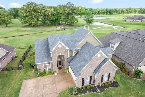235 Fairoaks Dr, Oakland, TN, 38060-3356 | Card Image