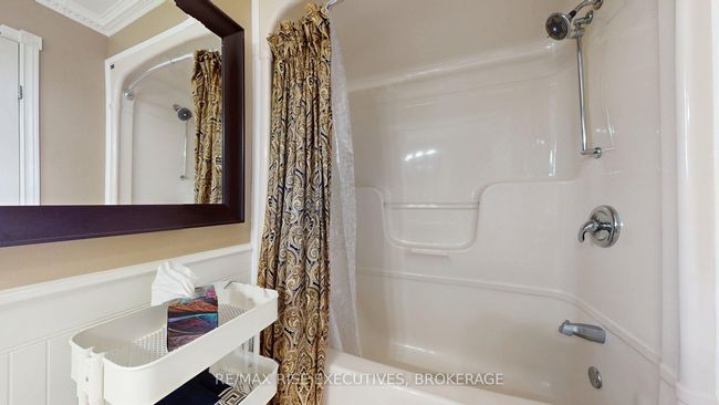 1957 Rosedale Dr, House other with 4 bedrooms, 4 bathrooms and 4 parking in Glenburnie ON | Image 31