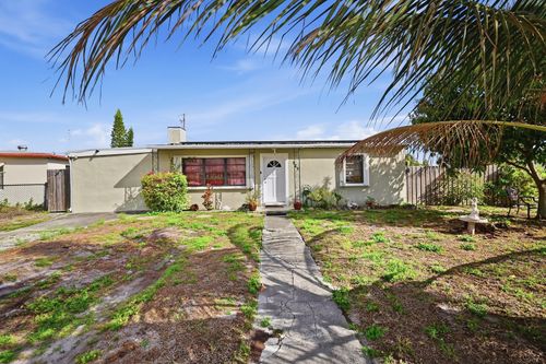 721 Dogwood Road, West Palm Beach, FL, 33409 | Card Image