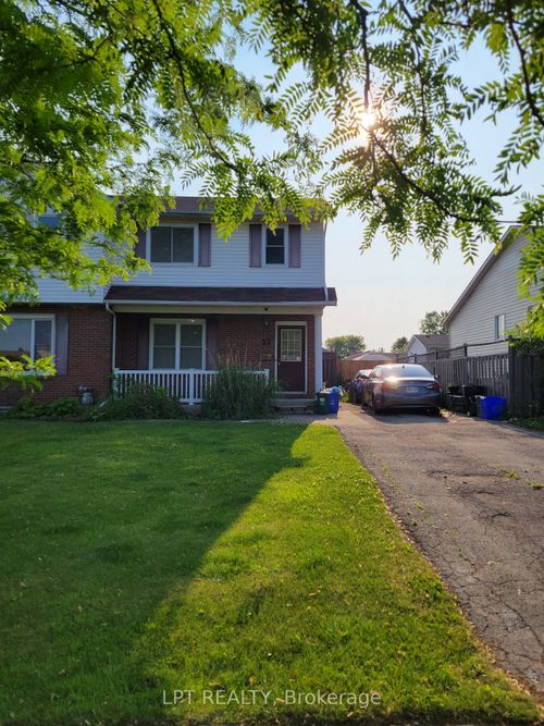 57 Poplar Cres, Welland, ON, L3C6W2 | Card Image