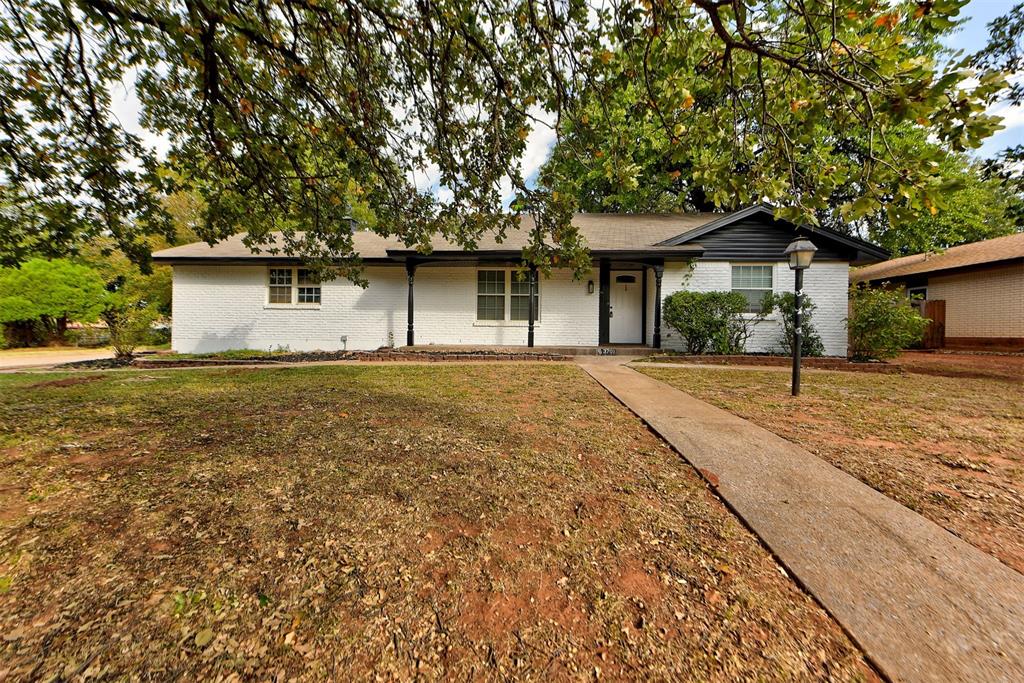 Greenway Ter, Oklahoma City, OK 73115