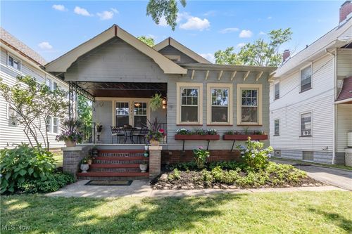 11405 Governor Ave, Cleveland, OH, 44111-3675 | Card Image