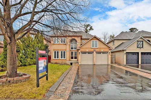 1139 Gossamer Dr, Pickering, ON, L1X2T8 | Card Image