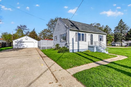 965 S Sheridan Dr, Muskegon, MI, 49442-2667 | Card Image