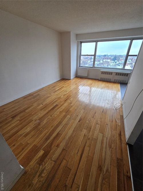 apt-9b-3412 113th St, Corona, NY, 11368-1426 | Card Image