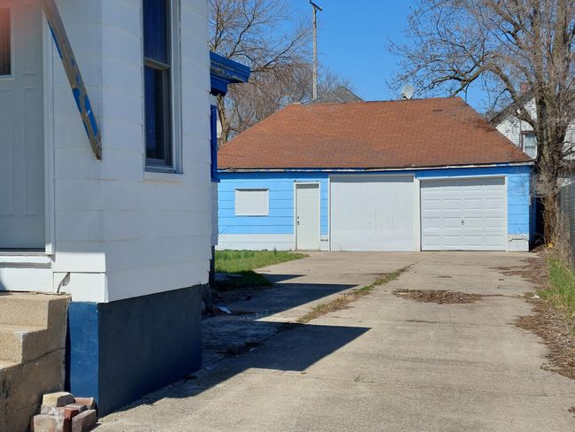 27 Rose St Sw, Home with 0 bedrooms, 0 bathrooms and 8 parking in Grand Rapids MI | Image 4
