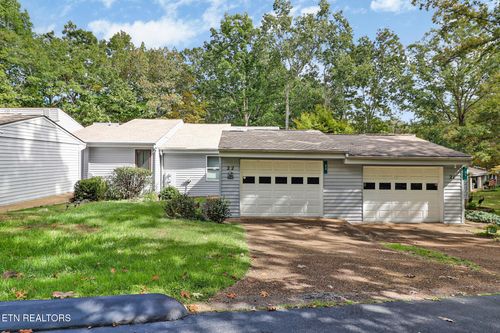 22 Woodland Ter, Crossville, TN, 38558-4008 | Card Image
