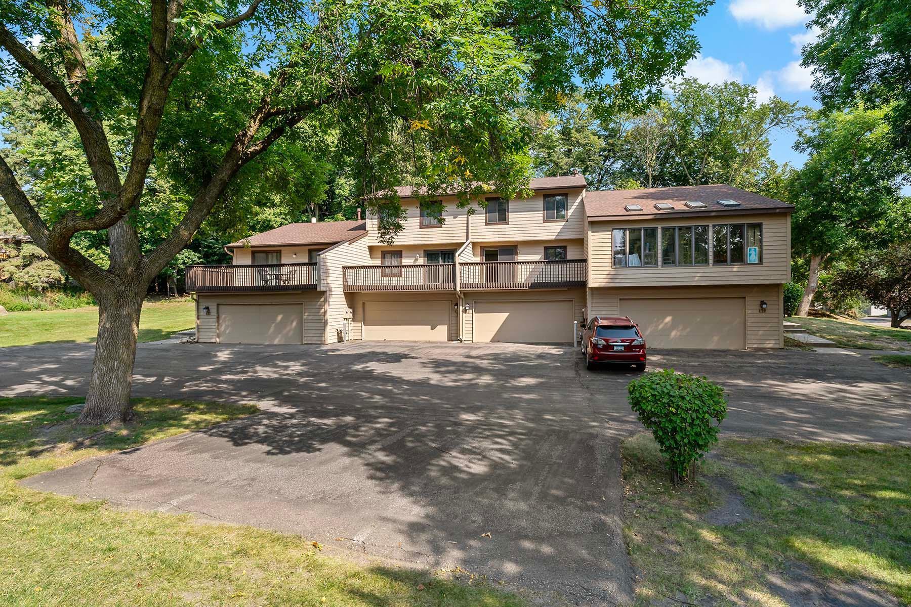 Eagle Lake Dr, Maple Grove, MN 55369