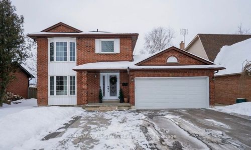 137 Percy Lane, Stouffville, ON, L4A7Y1 | Card Image