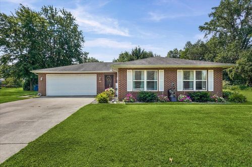 617 6th Ave Nw, Demotte, IN, 46310 | Card Image
