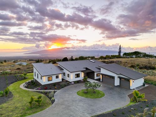 a-280 Huahua St, Kula, HI, 96790-8775 | Card Image