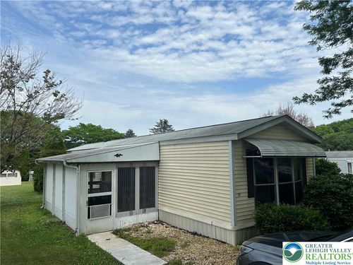 19 Liberty Ln, Mount Bethel, PA, 18343-5018 | Card Image