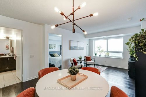 930-60 Heintzman St, Toronto, ON, M6P5A1 | Card Image