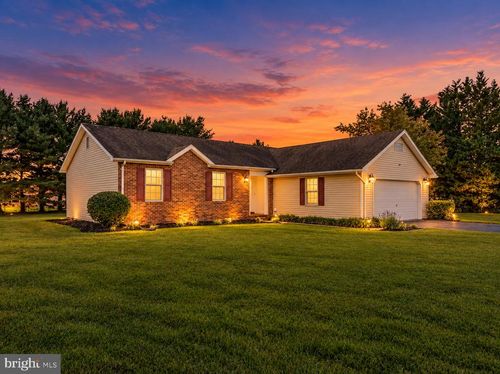 262 Maplewood Ct, Harpers Ferry, WV, 25425-3176 | Card Image