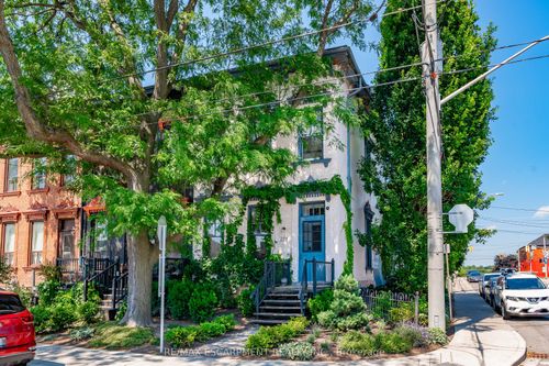 227 Park St N, Hamilton, ON, L8R2N9 | Card Image