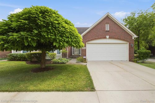 40781 Lenox Park Dr, Novi, MI, 48377-2349 | Card Image