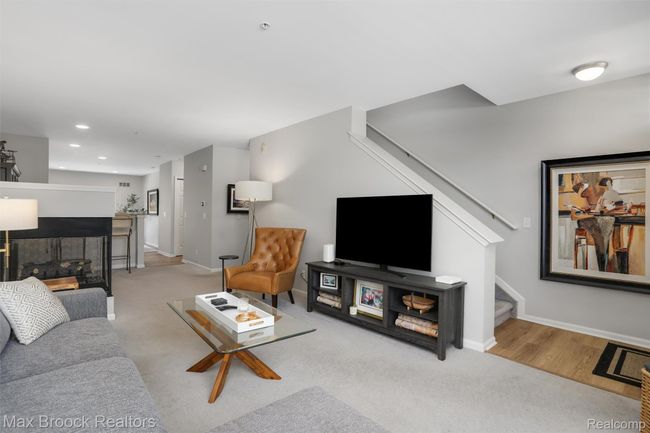 Living Room | Image 6