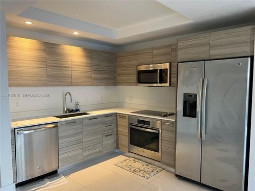 unit-912-121 Ne 34th St, Miami, FL, 33137-3864 | Card Image