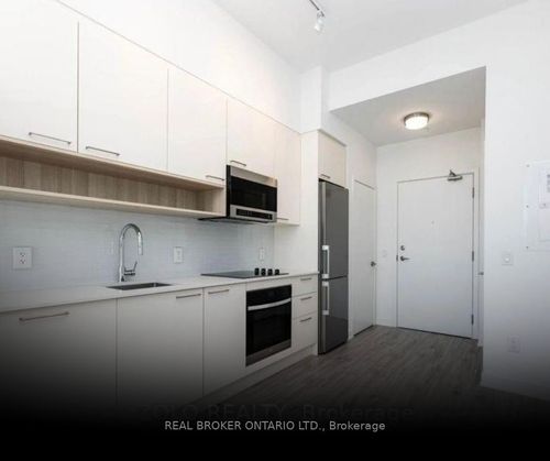 718-3005 Pine Glen Rd, Oakville, ON, L6M5P5 | Card Image