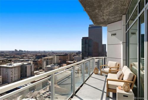 2422l-2001 N Lincoln Street, Denver, CO, 80202 | Card Image