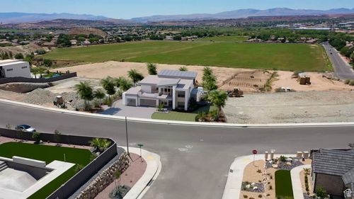 304-1194 S Seminole Way, Washington, UT, 84780-3585 | Card Image