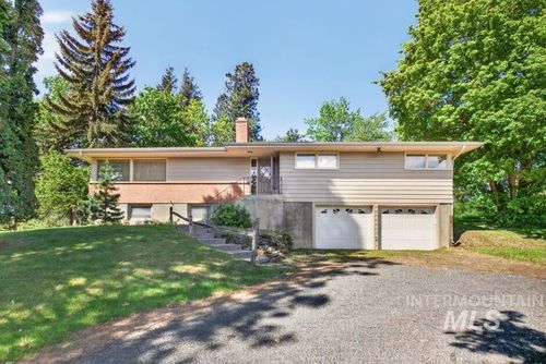 1825 Orchard Ave, Moscow, ID, 83843-9427 | Card Image
