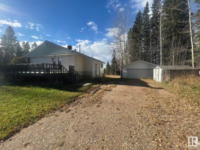 404 2 Ave, House other with 2 bedrooms, 2 bathrooms and null parking in Winfield AB | Image 2