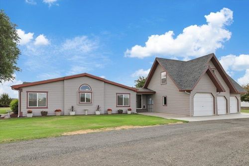 18616 S Smythe Rd, Spangle, WA, 99031-9730 | Card Image