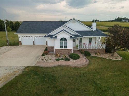 22805 120th St, Parkersburg, IA, 50665-8131 | Card Image