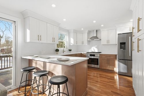 155 Mill St, Burlington, MA, 01803-1840 | Card Image