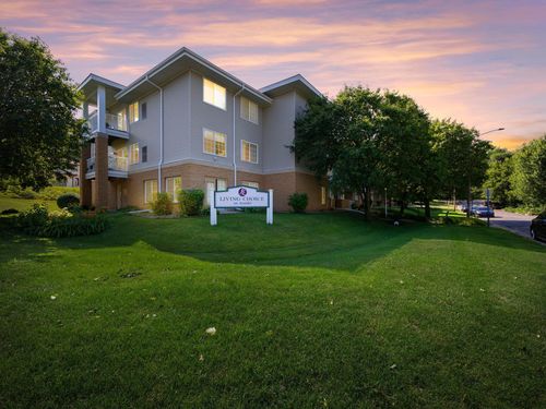 apt-211-1600 Arundel St, Saint Paul, MN, 55117-4599 | Card Image