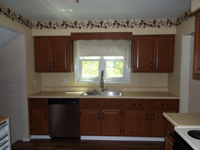 407 Doty St, House other with 3 bedrooms, 2 bathrooms and null parking in Leslie MI | Image 5