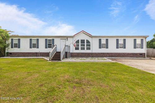 804 Maynard Blvd, Jacksonville, NC, 28546-9109 | Card Image