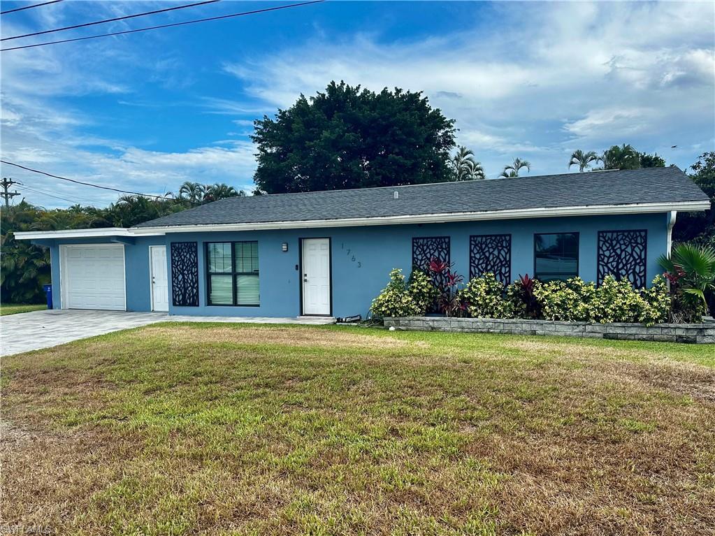 Residential in NORTH FORT MYERS