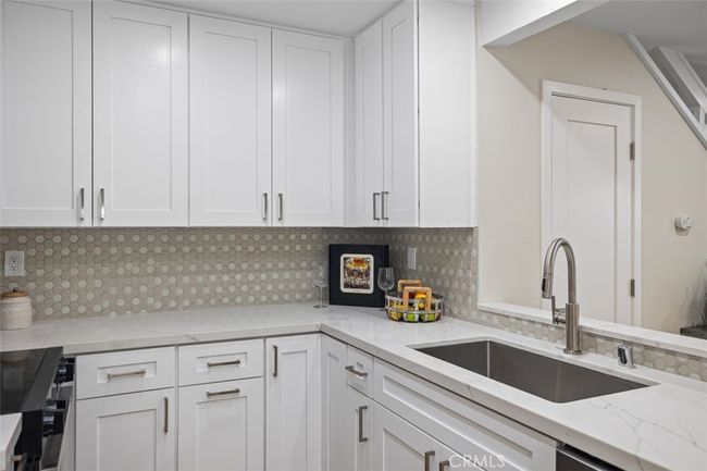 UNIT-77 - 25761 Le Parc, Condo with 1 bedrooms, 2 bathrooms and 2 parking in Lake Forest CA | Image 19