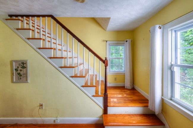 16 Saxon Rd, House other with 3 bedrooms, 2 bathrooms and 3 parking in Worcester MA | Image 12