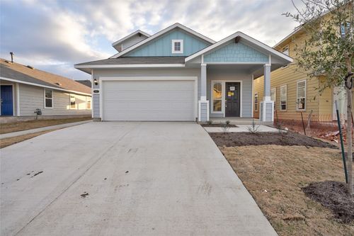 135 Living Reef Dr, Maxwell, TX, 78656-4423 | Card Image