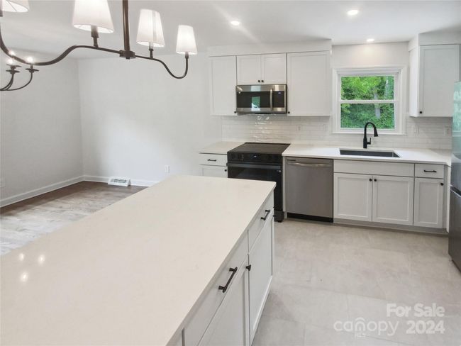 621 Braxfield Dr, House other with 4 bedrooms, 3 bathrooms and null parking in Charlotte NC | Image 13