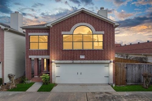 9705 Linkmeadow Ln, Houston, TX, 77025-5003 | Card Image