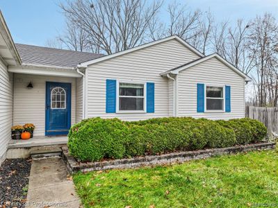 Cute Ranch! Great curb appeal | Image 2