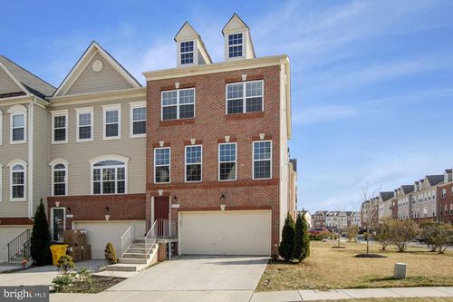 8570 Crooked Tree Ln, LAUREL, MD, 20724-2491 | Card Image