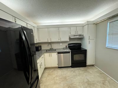 208 - 8401 Lagos De Campo Blvd, Condo with 2 bedrooms, 2 bathrooms and null parking in Tamarac FL | Image 2