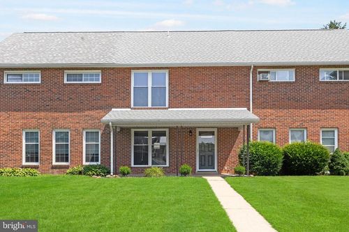 3101 Equinox Rd, Dover, PA, 17315-4516 | Card Image