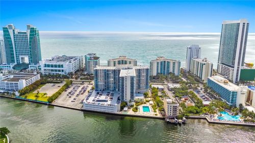 1423-3800 S Ocean Dr, Hollywood, FL, 33019-2921 | Card Image
