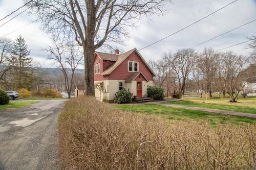 22 Hill St, Napanoch, NY, 12458-2813 | Card Image