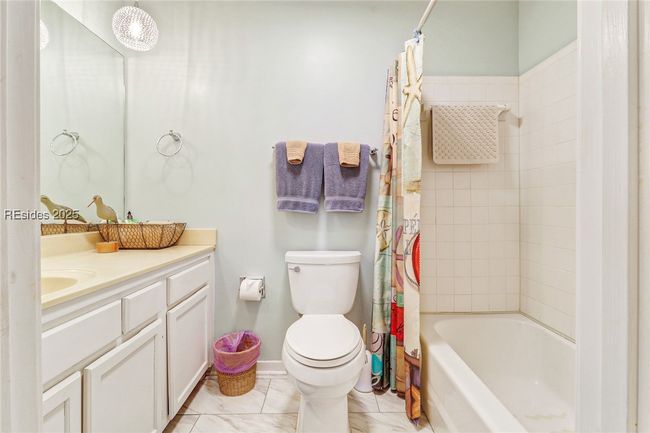 Guest Bathroom | Image 22