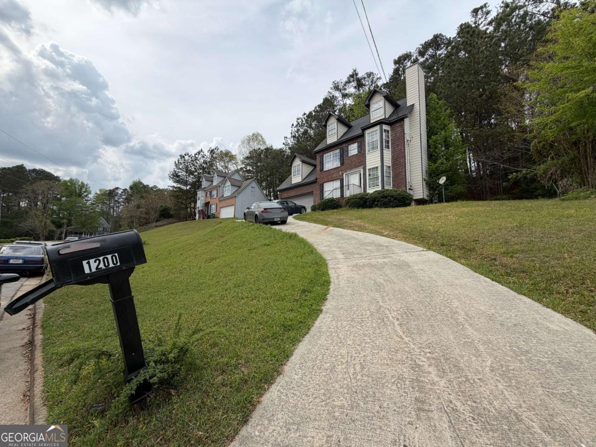 Residential in Lithonia 4