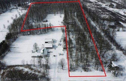 10268 Madison Rd, Montville, OH, 44064-9724 | Card Image