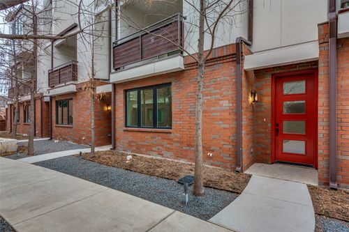 341 College Avenue, Fort Worth, TX, 76104 | Card Image